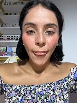 Loren_saenzz - 🌸🌸UNDRESS ME IN MY LIVING ROOM🌸