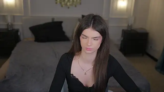 Selena_Glow - naked ass 1 girl