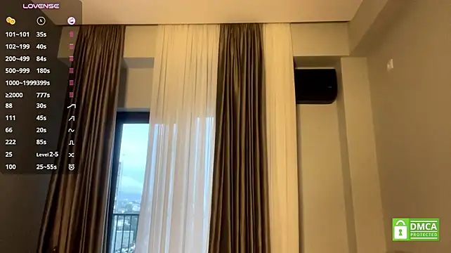 AveryBerkson - My panties are digging into my pussy