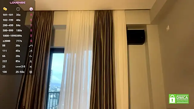 AveryBerkson - My panties are digging into my pussy