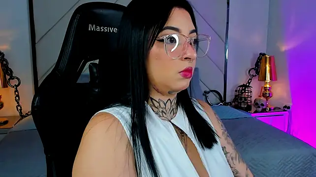 Sofia_LaurentJS - show boobs