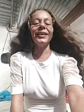 Britany_G - Agua por mi vagina