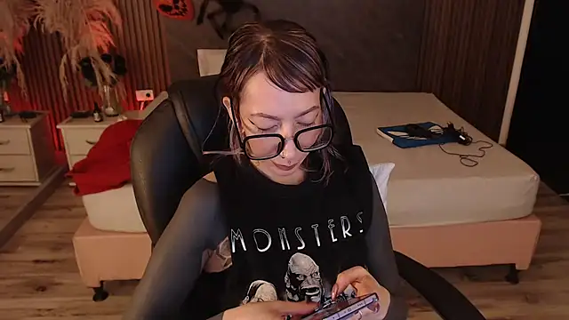 Sam_mansson66 - play with boobs