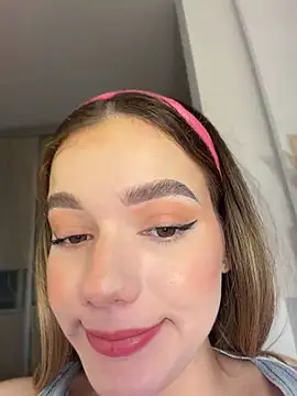 NicoleCut - show my breasts