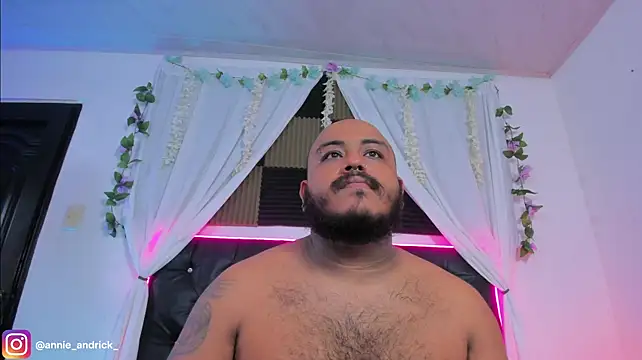 _Annie_Andrick_ - spank ass 🍑