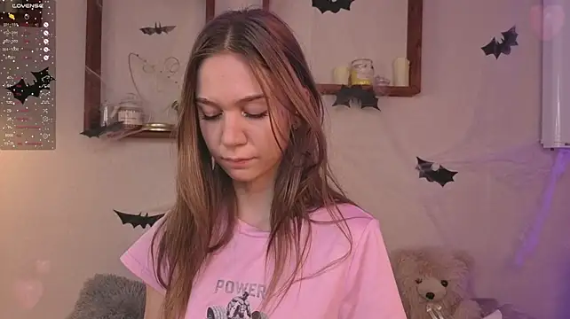SerenaCrystall - oil drips on the ass