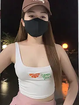My_Melodyy - Make me cum pussy in public garden 🪴😈