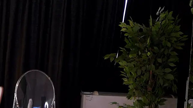 Aisha_Bee - 1st Squirt Of The Day