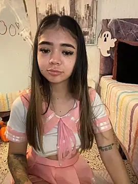 HoneyMollyX - SUCK MY FINGERS SLOWLY + LOOK AT U 😈