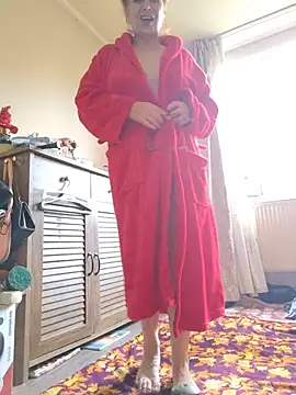 GiselleFox - Play pussy in shower🫧🫧🫧🫧😈😈😈