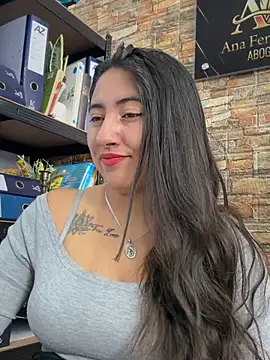 _Sarah-Office1 - Oil my boobs 🍒🍒