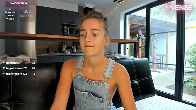 ElizSweet - First trip in my life! 💋