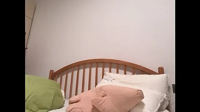 Nooneknowspoppy - rub tits