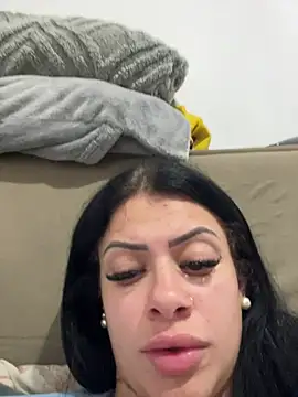 Belababyy - Peladinha se masturbando
