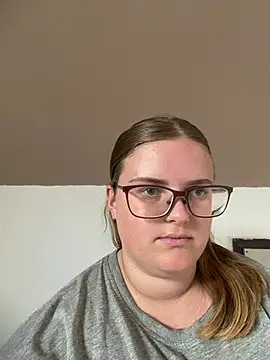 CurvyPaar2 - Show Pussy & 2 Videos