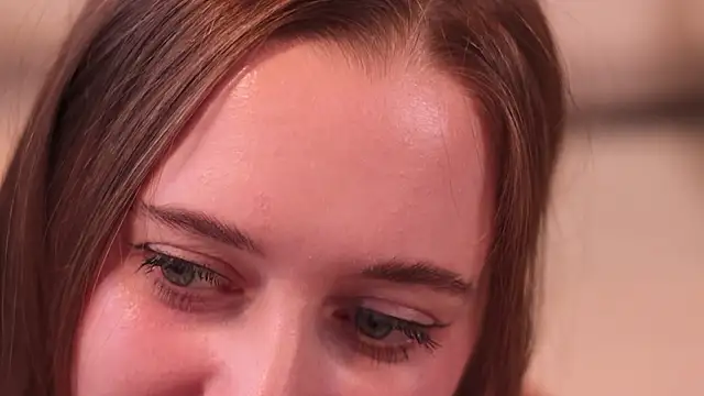 Pretty_Princess_Elina - caressing pussy under panties zoom