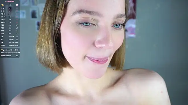 ElvinaBusuttill - tease you with my underboobs