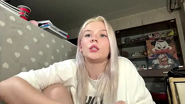 ChantellBuist - Play with a finger in mouth