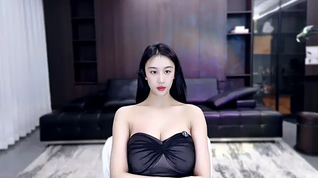 Lucky__Yuner - 躺在沙发上180°横叉