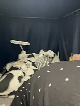 Esme-ai - 小粉塞入最后一个达成目标的哥哥控制一分钟