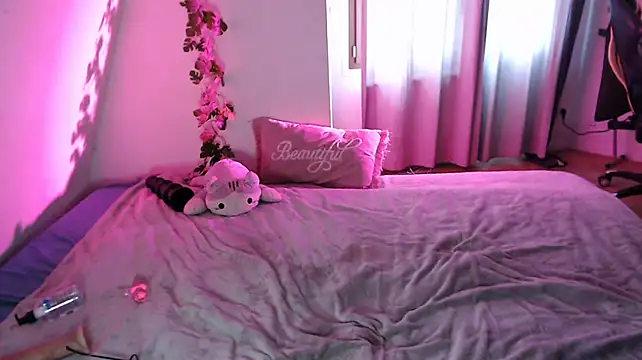 KynekoBtbf - JE ME GODE