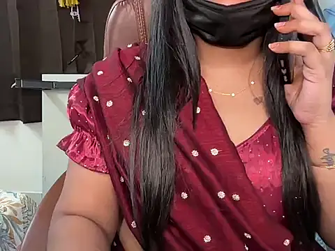 Saranyatelugu9 - cream on boobs