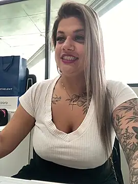 Kahreal - BUDER BUCETA NA FRENTE DELE