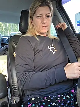NikkiBlisss - Pussy play PVT OPEN