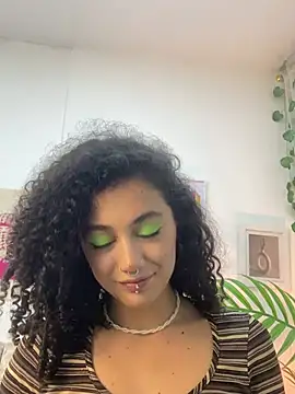 CurlyMeryJane