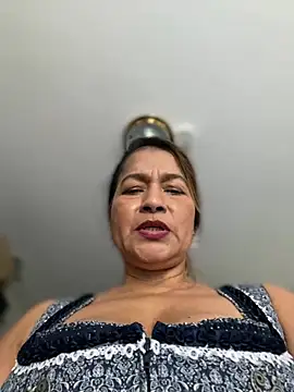 Jlo_69 - Kiss