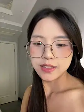 Yue-ai - 小皮鞭姐妹俩互抽屁屁10下