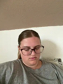 CurvyPaar2 - Show Pussy & 2 Videos