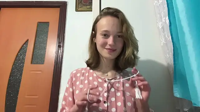 BrittanyLebowitz - unzip my button?