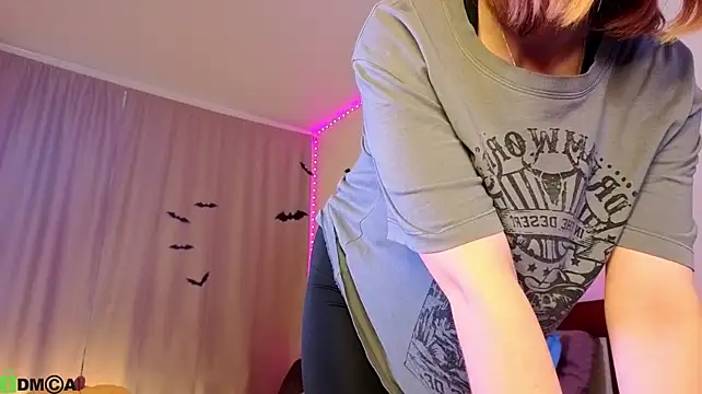 LacieEverding - take off my t-shirt