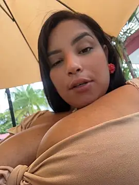 Sara-Vegaa - TAKE PANTIES RUB MY PUSSY IN PUIBLIC