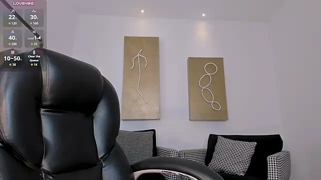 MiaLaurence - Wet blowjob