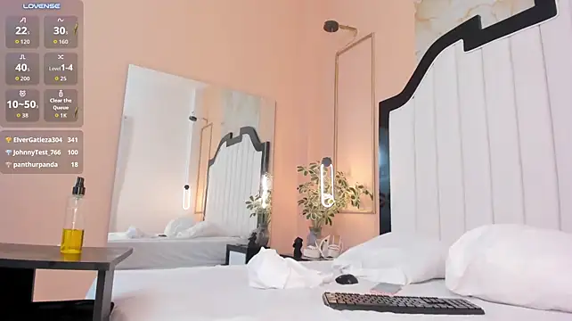 Ana_petter - spread your butt cheeks and show hole