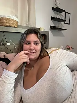 Latinamommy26 - Nipple clamps 3 mins