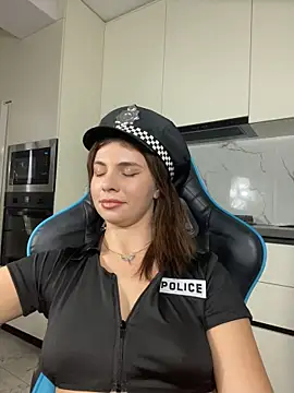 CurlyLara - Breasts and butt in cream + LT video