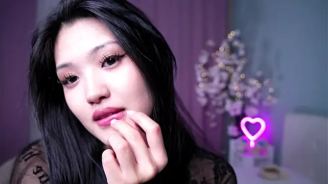 FancyEsten - I'll give you a footjob xD