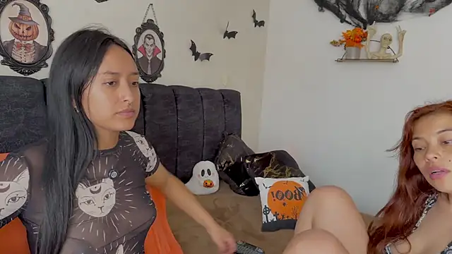 2SummerLove1 - lick pussy close up! 🎃🎃