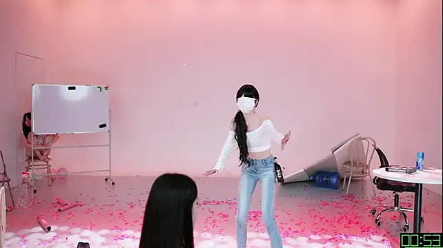 HOT-dance520S - 直接下班吃饭 什么时候完成什么时候下 但是过了两点 不请了！