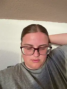 CurvyPaar2 - Show Pussy & 2 Videos