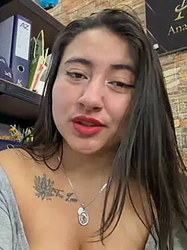 _Sarah-Office1 - Touch Clit On Panties🌸