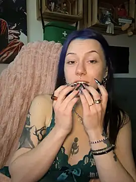 Sami_zone - last tip wins 2 naked pics