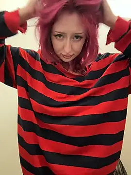 RonnieKiss - Finger in pussy