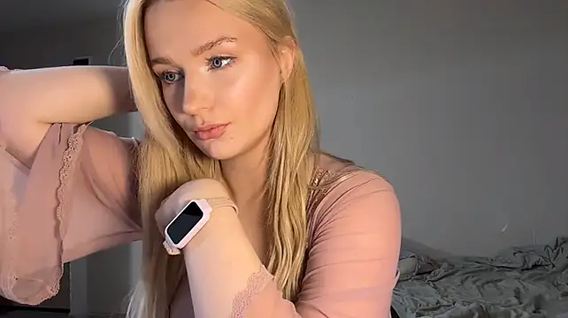 Real_anna - Play with my pussy under panties