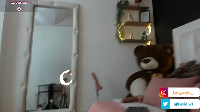 Lesly1w - Make me so wet with fingers Papi