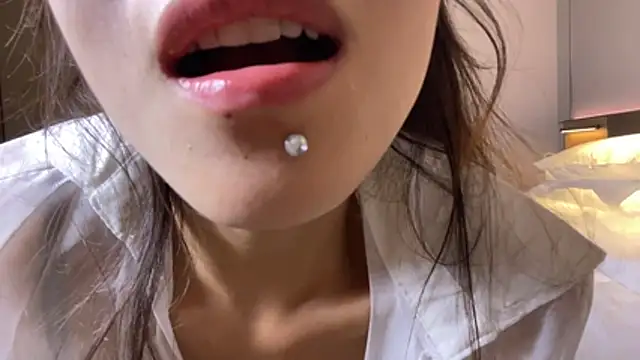 Emily-6868 - 酒店完成目标 大厅 诱惑 噴水 裸脚高敏感歡迎哥哥調教