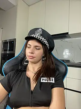 CurlyLara - Pussy fingering + LT video